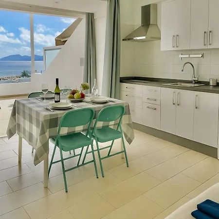 Ferienhaus Arthouse Sea View - Acquamarina E Zaffiro Puerto del Carmen (Lanzarote)